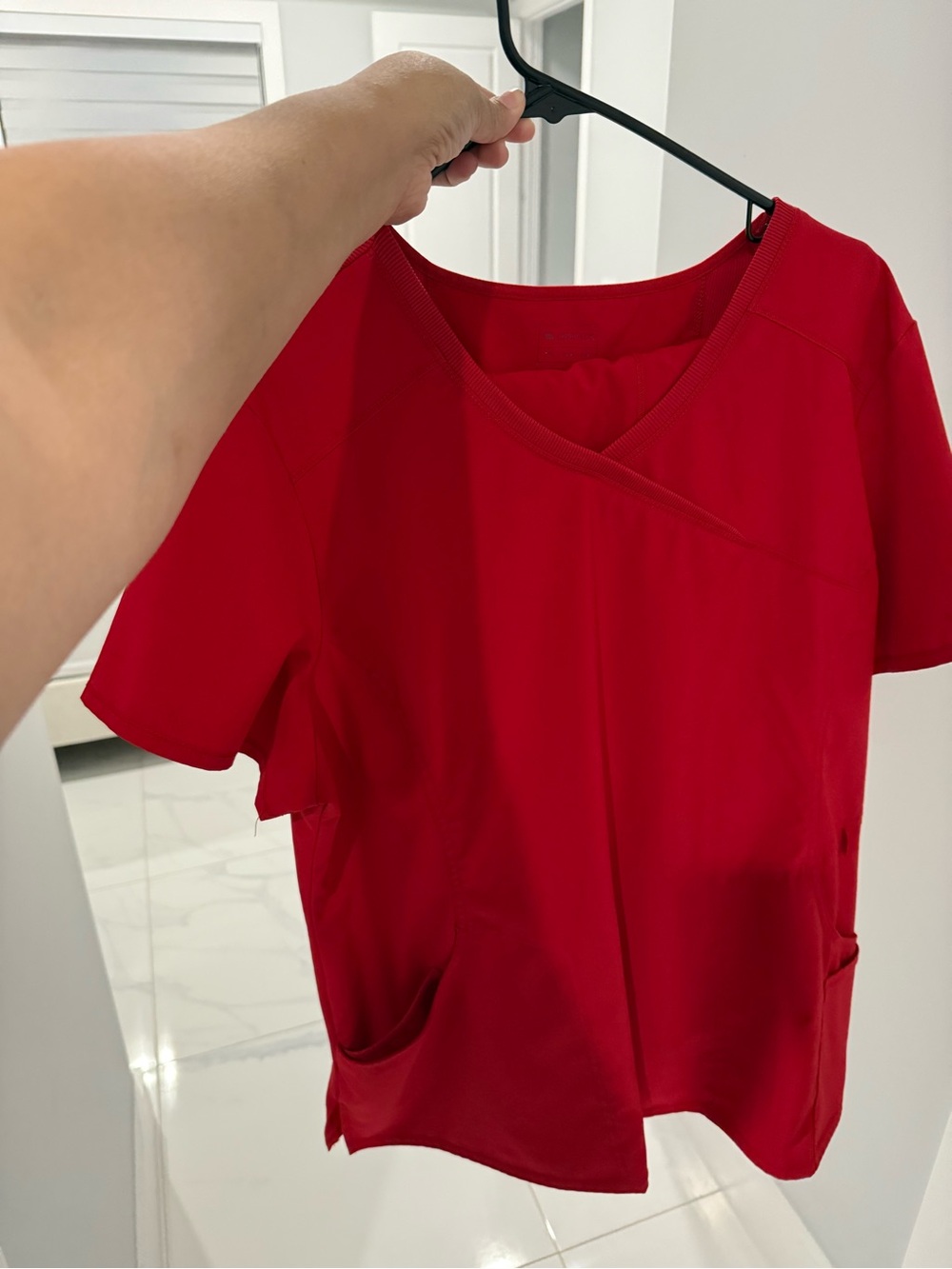 Women’s Red V-Neck Short Sleeve Scrub Top with Front Pockets